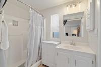 1994 Bonnavilla Manufactured Home