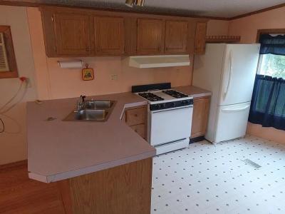 Photo 4 of 9 of home located at 122 Homecroft Ct Superior, WI 54880
