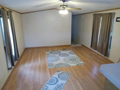 Photo 5 of 9 of home located at 122 Homecroft Ct Superior, WI 54880