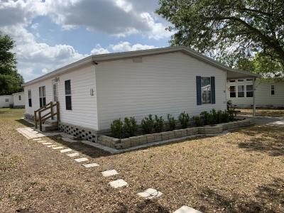 Photo 2 of 14 of home located at 120 Sand Ridge Lane Davenport, FL 33897