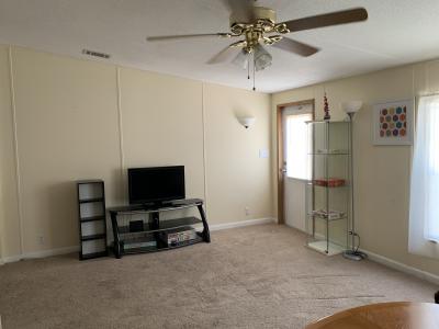 Photo 3 of 14 of home located at 120 Sand Ridge Lane Davenport, FL 33897