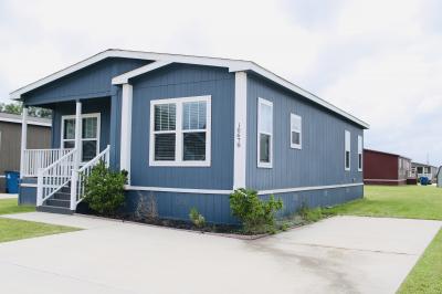Photo 4 of 11 of home located at 10678 Rustling Dr Conroe, TX 77303