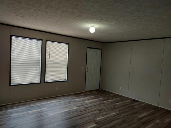 Photo 1 of 2 of home located at 4520 Walnut Lot 262 Kalamazoo, MI 49009