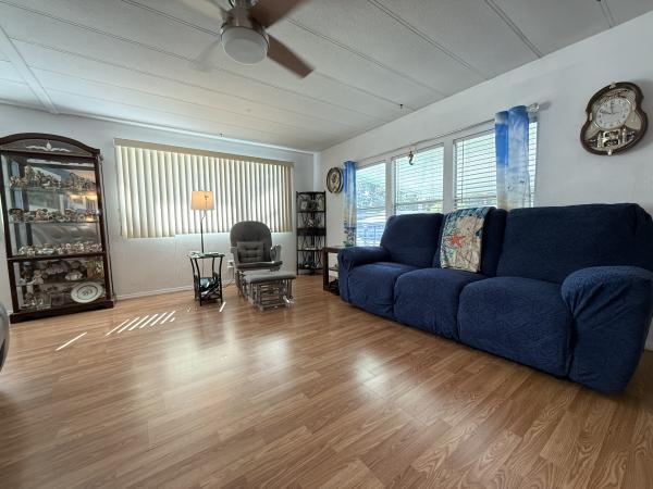 1974 CAMN 07631283AH/BH Mobile Home