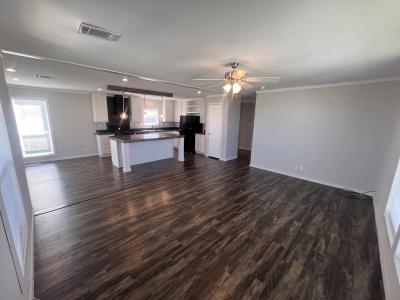 Photo 2 of 11 of home located at 553 Split Rail Parkway Kyle, TX 78640