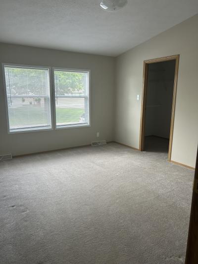 Photo 3 of 14 of home located at 1180 Oak Ridge Drive Manteno, IL 60950