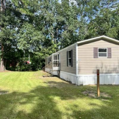 Photo 2 of 23 of home located at 121 Elijah Hill Lane Thomasville, GA 31792