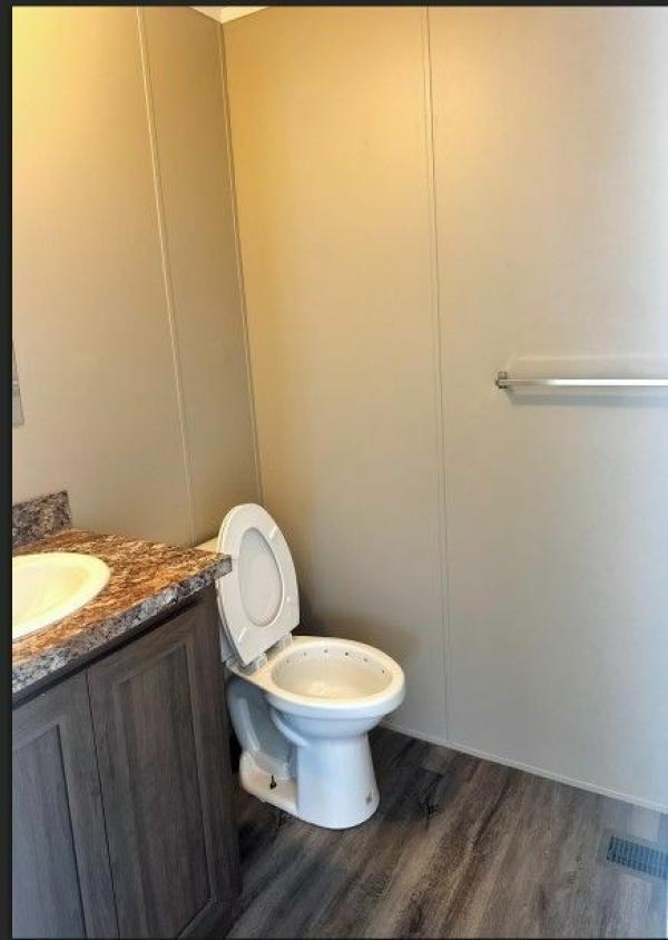 2021 Champion Dutch Edge II Mobile Home