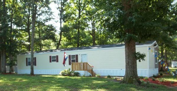 Photo 1 of 2 of home located at 4100 Us Hwy 29 N #5 Greensboro, NC 27405