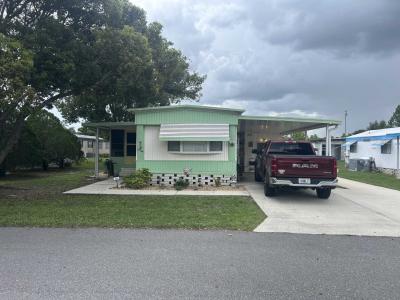 Photo 1 of 15 of home located at 92 Rose Drive Fruitland Park, FL 34731