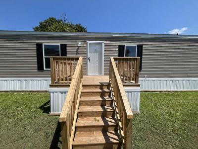 Photo 2 of 28 of home located at 515 Tom Mann Rd Newport, NC 28570