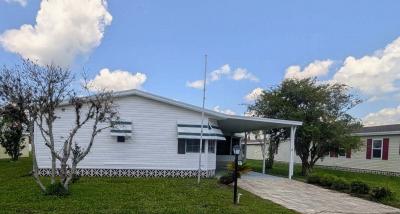 Photo 2 of 12 of home located at 1742 Conifer Ave Kissimmee, FL 34758