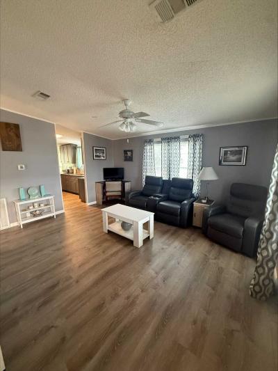 Photo 5 of 19 of home located at 701 Aqui Esta Dr #118 Punta Gorda, FL 33950