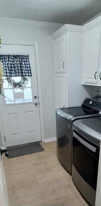 Photo 5 of 8 of home located at 14356 Cortland #125 Hudson, FL 34667