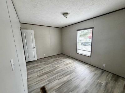 Photo 3 of 13 of home located at 354 Helen St Jacksonville, NC 28546