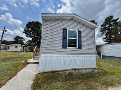 Photo 2 of 13 of home located at 354 Helen St Jacksonville, NC 28546