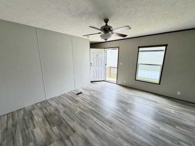 Photo 4 of 19 of home located at 119 Daisy St Jacksonville, NC 28546