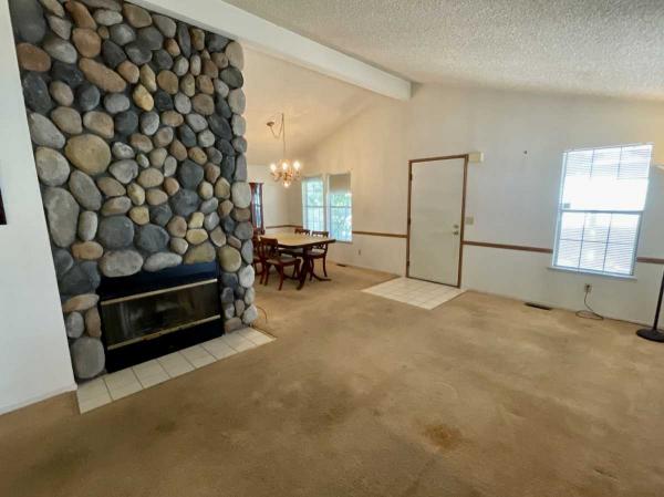 1987 Golden West Manufactured Home