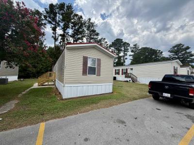 Photo 3 of 25 of home located at 152 Daisy St Jacksonville, NC 28546