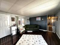 1975 PARAMOUNT Manufactured Home