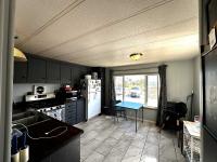 1975 PARAMOUNT Manufactured Home