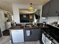 1975 PARAMOUNT Manufactured Home