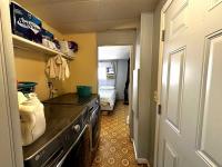 1975 PARAMOUNT Manufactured Home