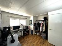 1975 PARAMOUNT Manufactured Home