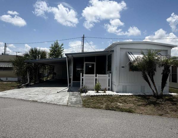 Photo 1 of 1 of home located at 429 Cobalt Ave Lakeland, FL 33815