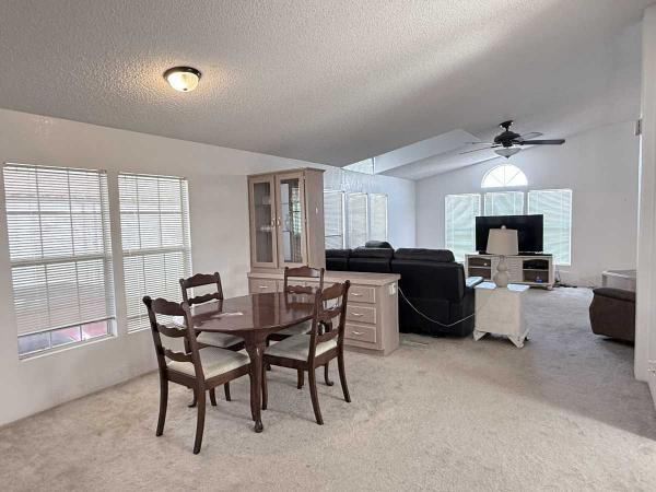 1994 FLEETWOOD SUNPOINTE Manufactured Home