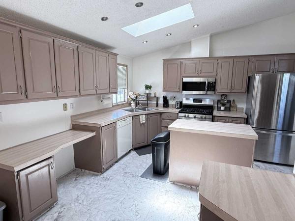 1994 FLEETWOOD SUNPOINTE Manufactured Home