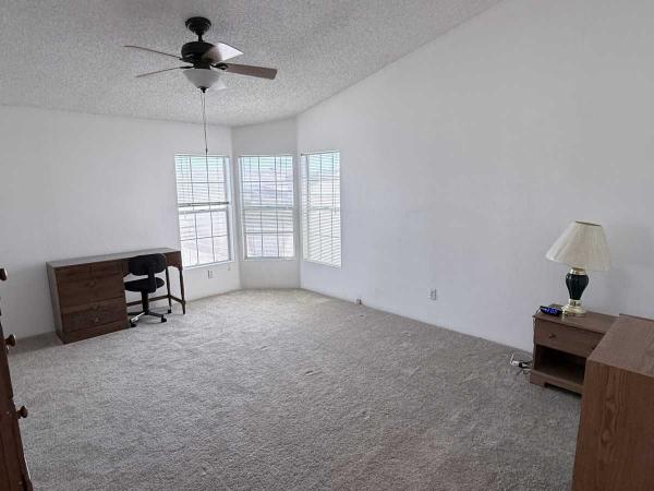 1994 FLEETWOOD SUNPOINTE Manufactured Home