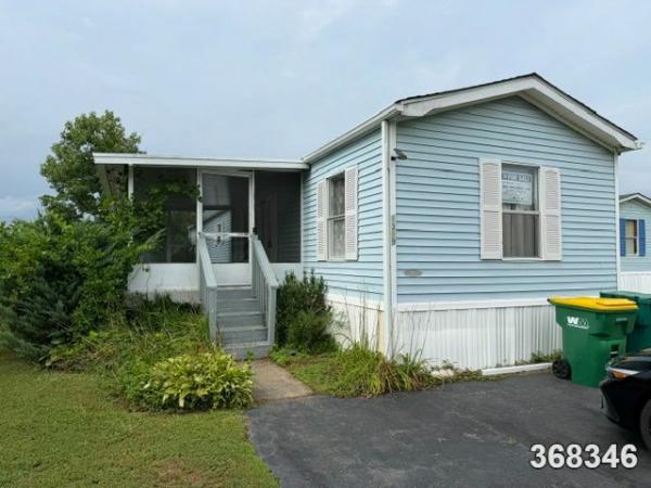 Photo 1 of 2 of home located at Waterford Mhc 1329 Donna Marie Way Bear, DE 19701