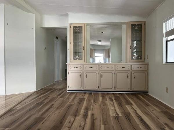 1984 CORO Manufactured Home