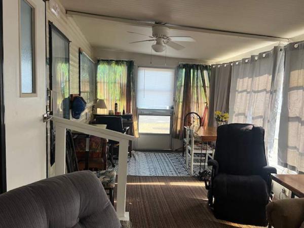 1985 Fran Manufactured Home