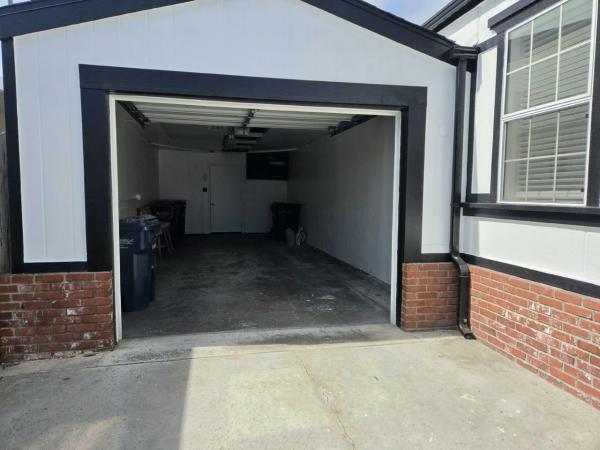 1995 Goldenwest Golden West CL570A8 Manufactured Home