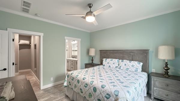 2023 Palm Harbor 340LS28522J Mobile Home