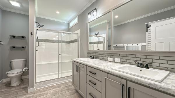 2023 Palm Harbor 340LS28522J Mobile Home