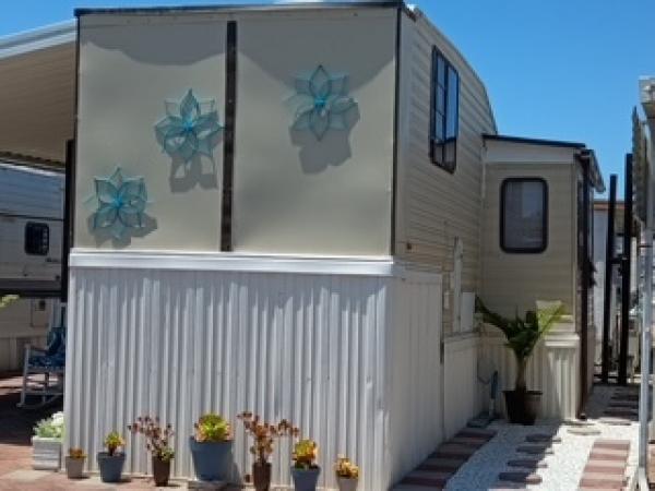 1992 KINRD Mobile Home For Sale