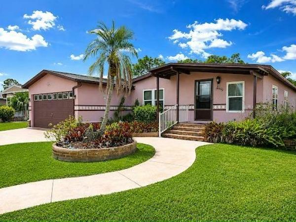 1984 Barrington Manufactured Home