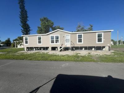 Photo 2 of 5 of home located at 514 Eland Drive #514 North Fort Myers, FL 33917