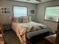 1977 Eaton Park Redman Manufactured Home