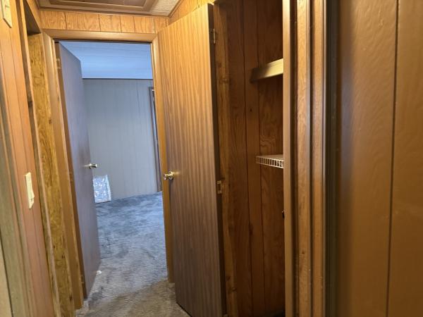 1985 New Haven 670 Mobile Home