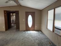 1985 New Haven 670 Mobile Home