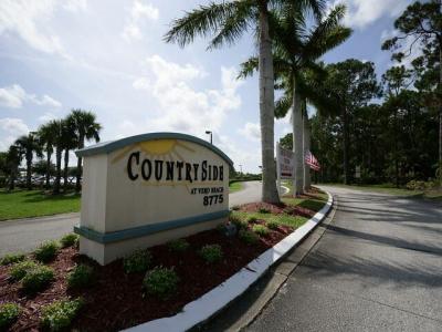 Photo 3 of 7 of home located at 8775 20th Street #103 Vero Beach, FL 32966