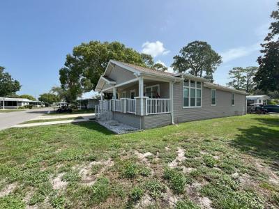Photo 3 of 20 of home located at 183 Lakeview Drive Leesburg, FL 34788