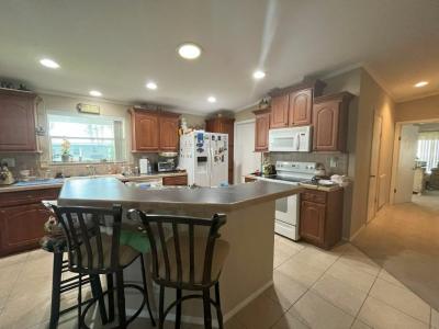 Photo 5 of 20 of home located at 183 Lakeview Drive Leesburg, FL 34788