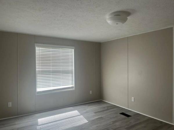 2022 47TRS16763SH225  Home