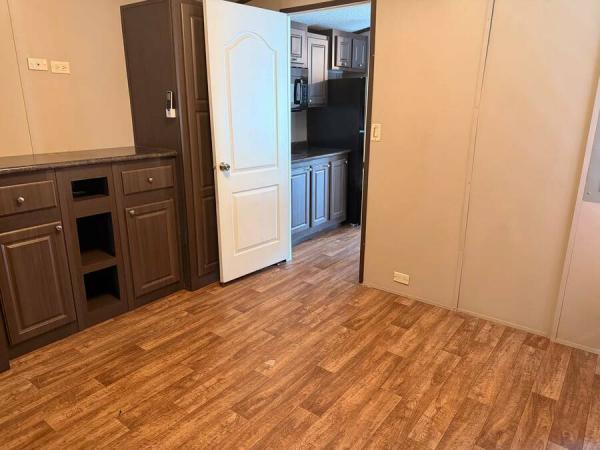 2020 580BE443XHE30054G  Home