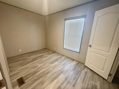 Photo 3 of 20 of home located at 128 Daisy St Jacksonville, NC 28546